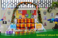 Celebrando Nuestras Tradiciones