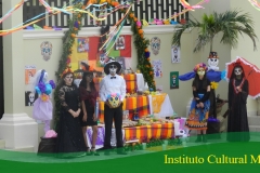 Celebrando Nuestras Tradiciones